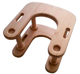 分娩凳圖片 生產(chǎn)凳分娩凳A/B型 材質(zhì)木頭 結(jié)實山東廠家直供