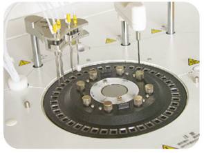 全自動(dòng)生化分析儀（恒速200測(cè)試/小時(shí)）