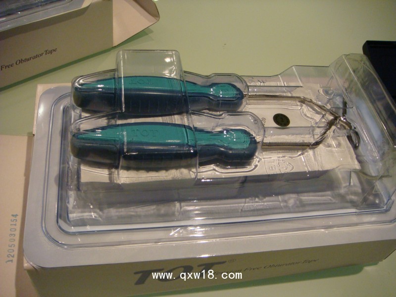 無張力尿道懸吊帶TOT/尿失禁吊帶/尿失禁治療