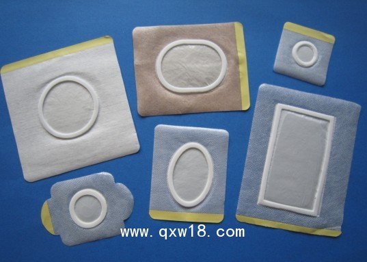 廠家生產(chǎn)供應膏藥布 加膜加圈無紡布膏藥布