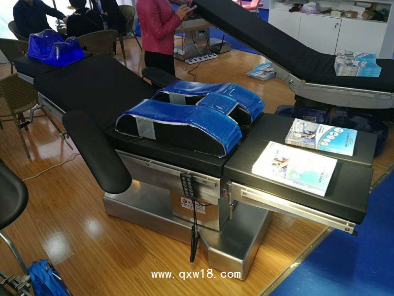 婦科綜合手術(shù)床電動綜合手術(shù)床