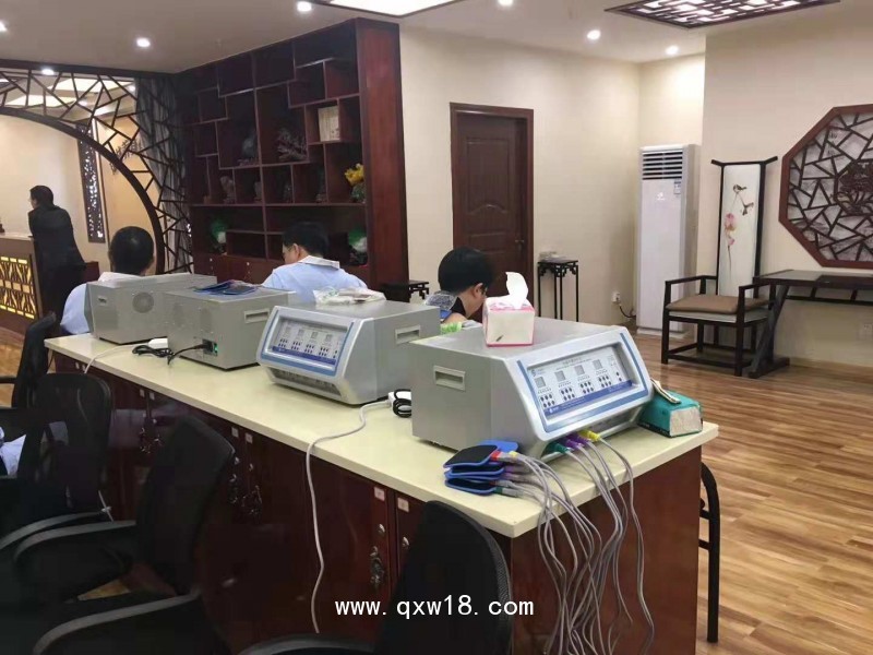 中醫(yī)定向儀