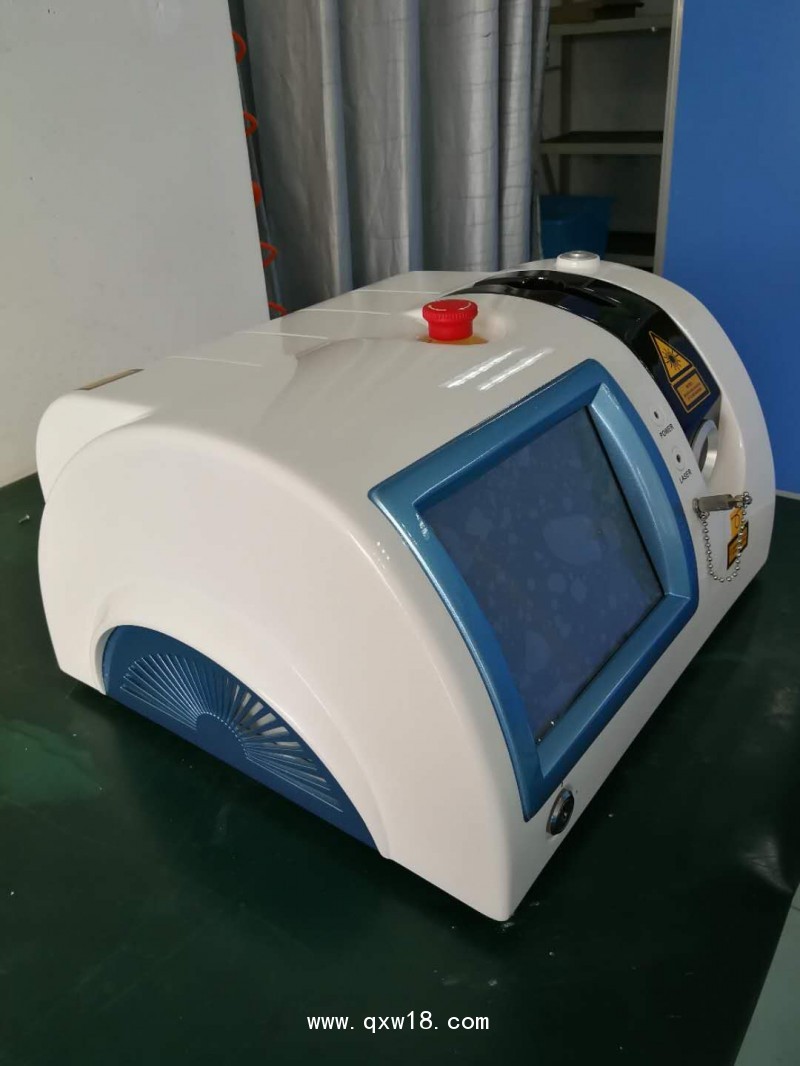 武漢博激廠家供應(yīng)980nm靜脈曲張半導體激光治療儀