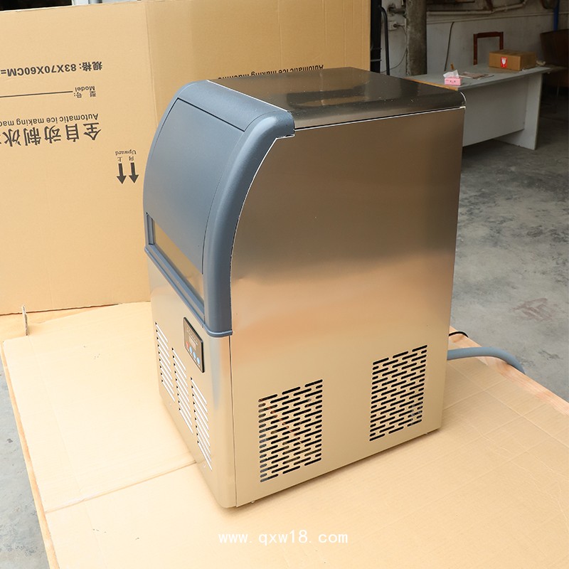 廣州冰赫制冰機(jī)廠家BH-80P家用小型方塊冰制冰機(jī)