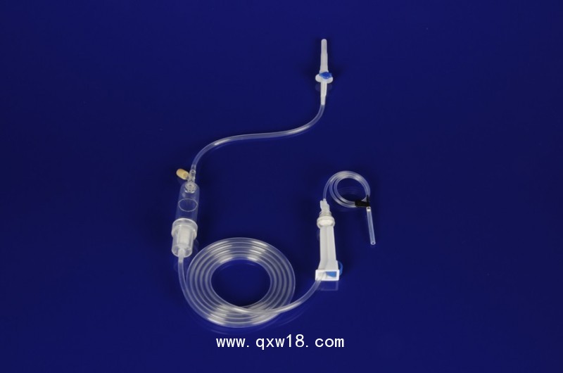 一次性使用輸液器 帶針（帶緩排空件、止液型）