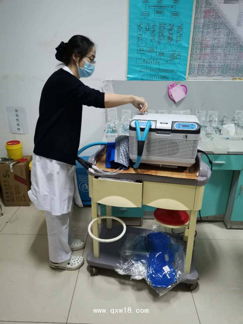 康復(fù)科臨床明星產(chǎn)品加壓冷熱敷機(jī)