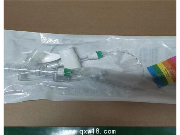 新生兒吸痰管    密閉吸痰管