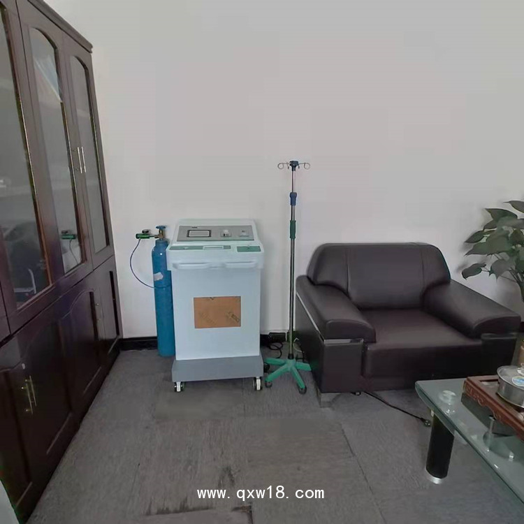 臭氧治療儀  醫(yī)用臭氧理療儀的多種使用方法