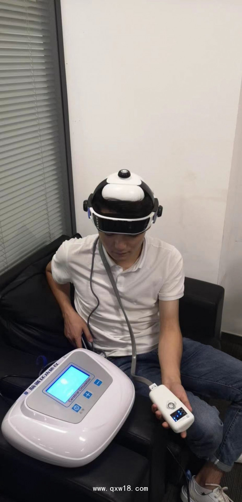 初鴻rTMS經(jīng)顱磁治療儀BW-6911醫(yī)用豪華款