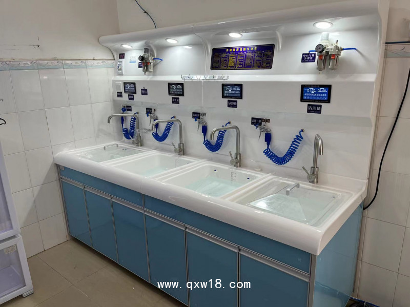 內(nèi)窺鏡清洗機胃腸機清洗工作站一體式設(shè)計PMMA高分子制作