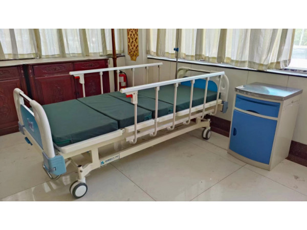 雙搖護理床 雙搖病床 普通病床 手搖病床 手搖護理床 醫(yī)療床 沖孔面