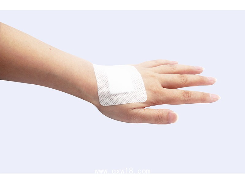 自粘式傷口護(hù)貼