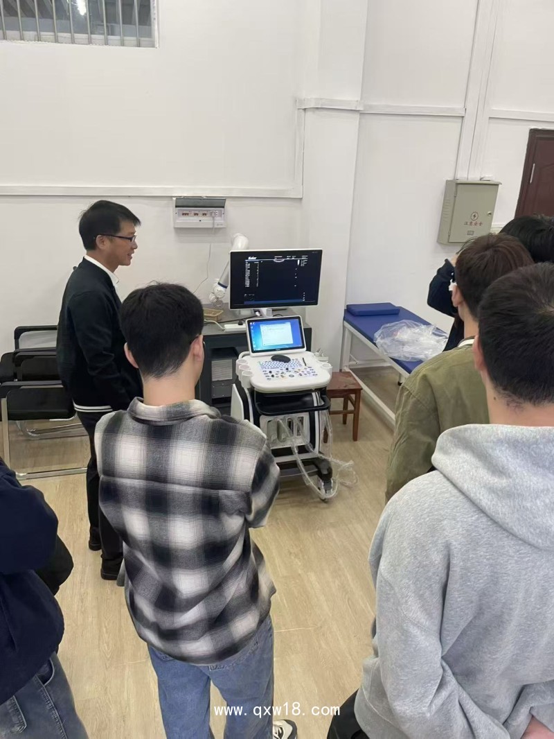 B超機，彩超儀，彩超機生產(chǎn)廠家 彩色多普勒超聲診斷系統(tǒng)