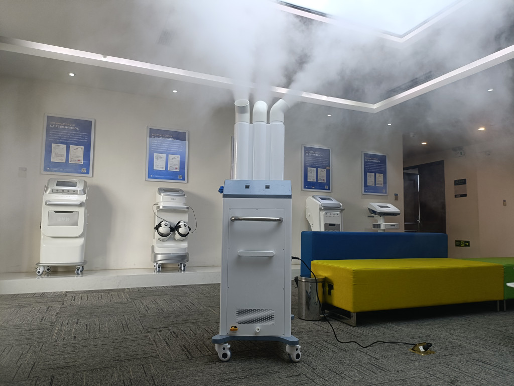 大型醫(yī)用消毒機(jī)_氣溶膠消毒機(jī)(過氧化氫消毒機(jī)) (1).jpg