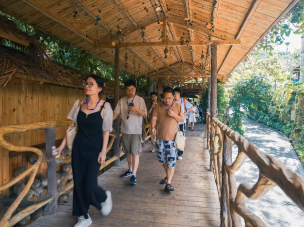 1759215640777268.png 1759215640777268.png